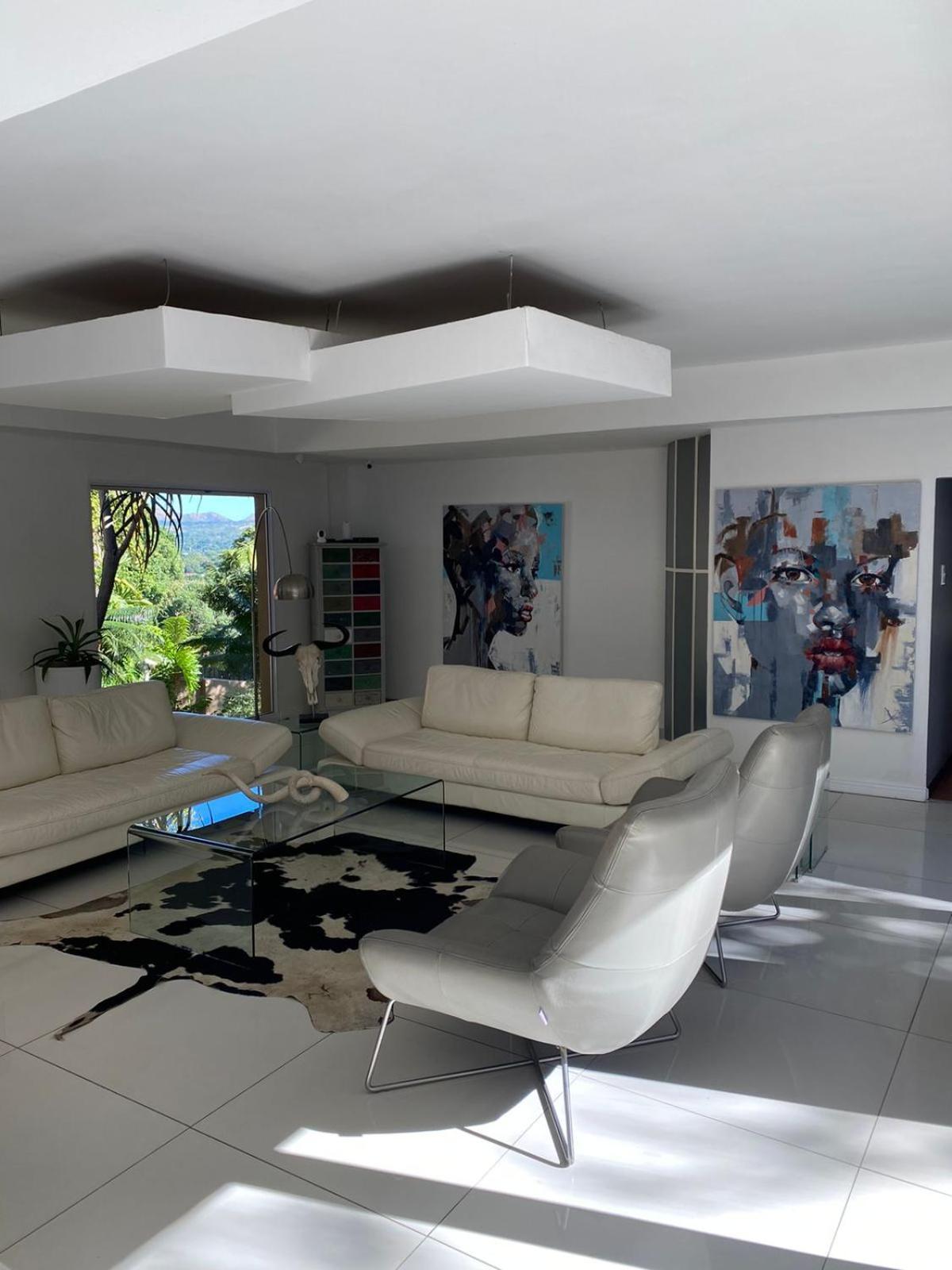 Luxury Upmarket Guesthouse 20 On 4Th Rustenburg Esterno foto