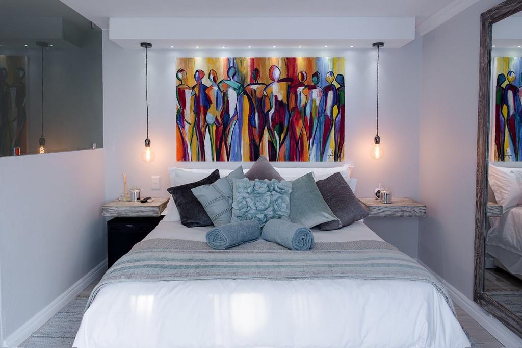 Luxury Upmarket Guesthouse 20 On 4Th Rustenburg Esterno foto